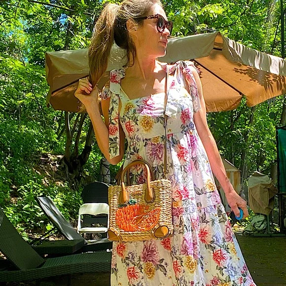 Michael Kors
MALIBU MEDIUM STRAW CROSSBODY - Picture 10 of 10